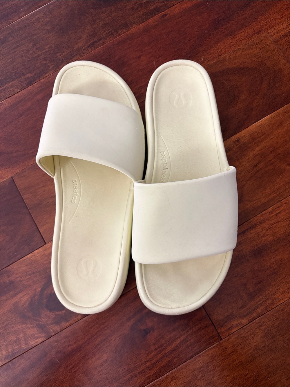 lululemon athletica Slide Sandals